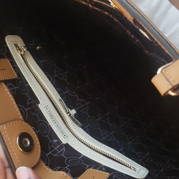 Henri bendel New York - Picture 3 of 3